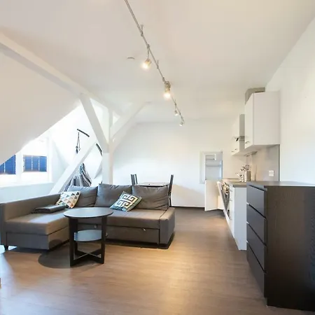 Apartment Bito Campus *